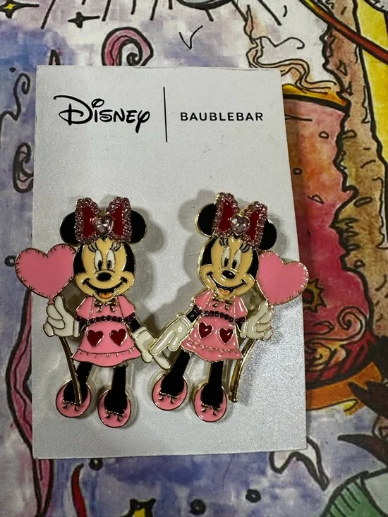 NIP Disney X BaubleBar Minnie Heart Earrings $68 MSRP - Picture 2 of 4